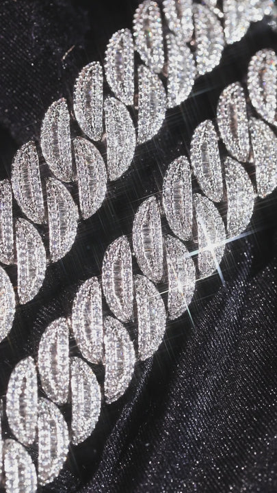 silver necklace
personalized necklace
necklace chain
miami cuban chain
https://doblingjewelry.com/
Hip hop jewelry
custom necklace
custom jewelry
cuban link chain
charm necklace
chains for men
chain for women
15MM Moon Necklace