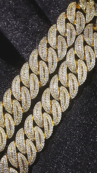 silver necklace
personalized necklace
necklace chain
miami cuban chain
https://doblingjewelry.com/
Hip hop jewelry
custom necklace
custom jewelry
cuban link chain
charm necklace
chains for men
chain for women
15MM Moon Diamond Chain